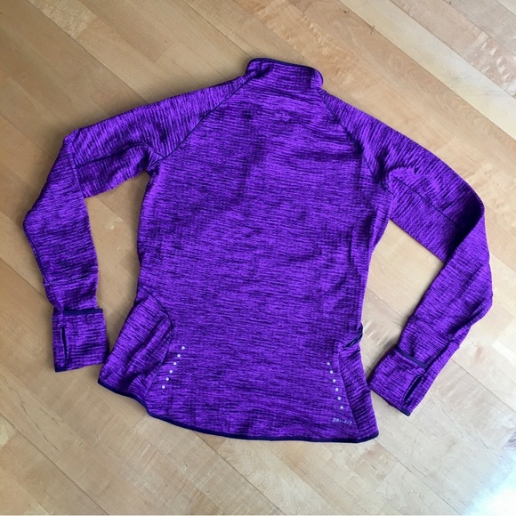 SOLD! Nike Dri-Fit Quarter Zip Pullover, Thumbholes, Purple, Magenta, Black, S - Picture 4 of 17